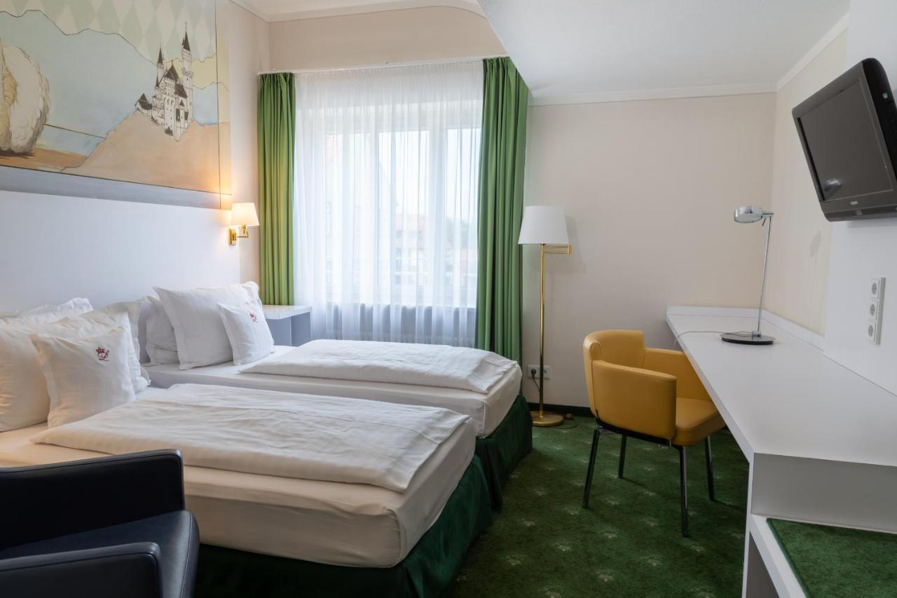 Hotel Koenig Ludwig II Garching bei Muenchen Exterior photo