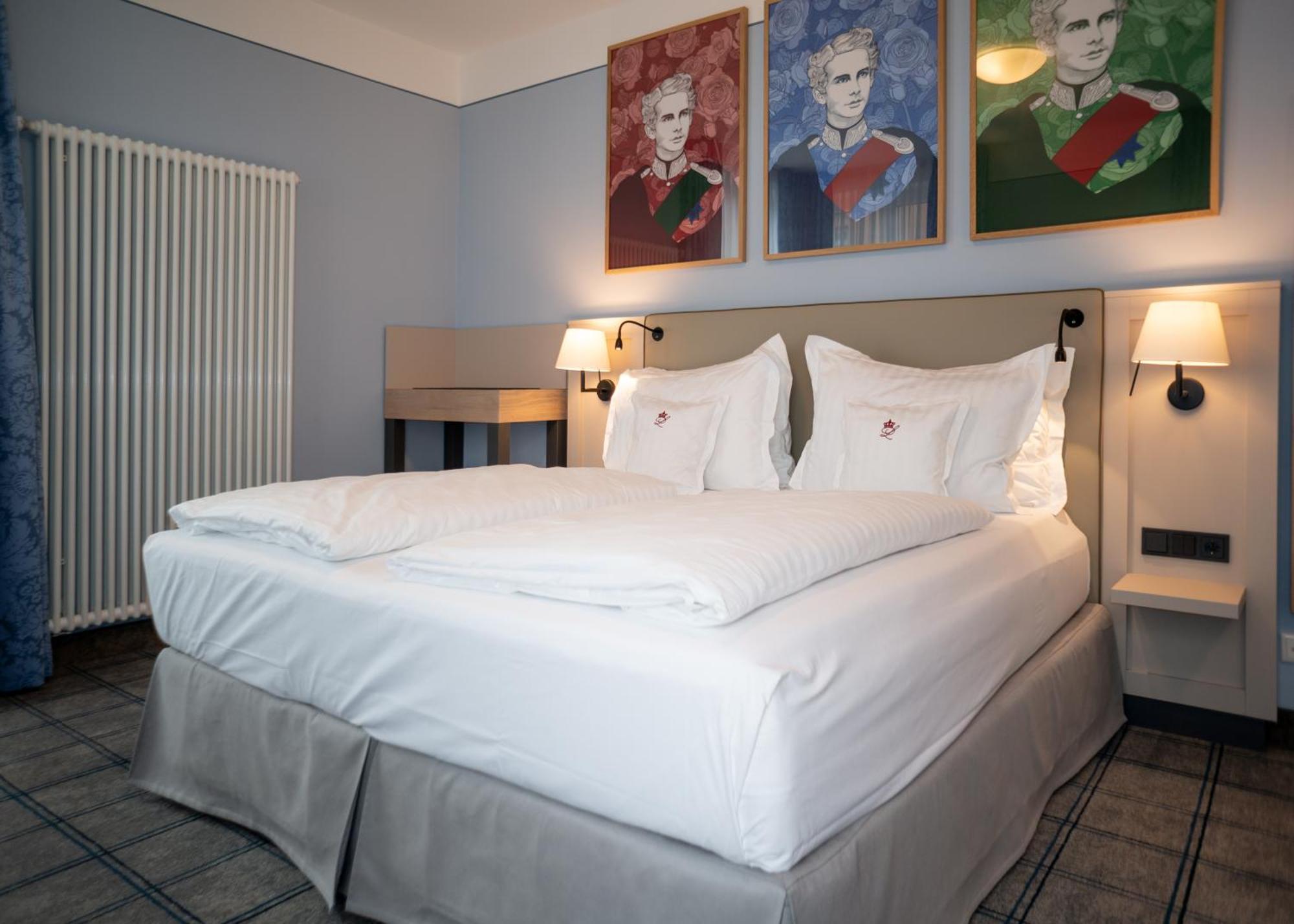 Hotel Koenig Ludwig II Garching bei Muenchen Exterior photo